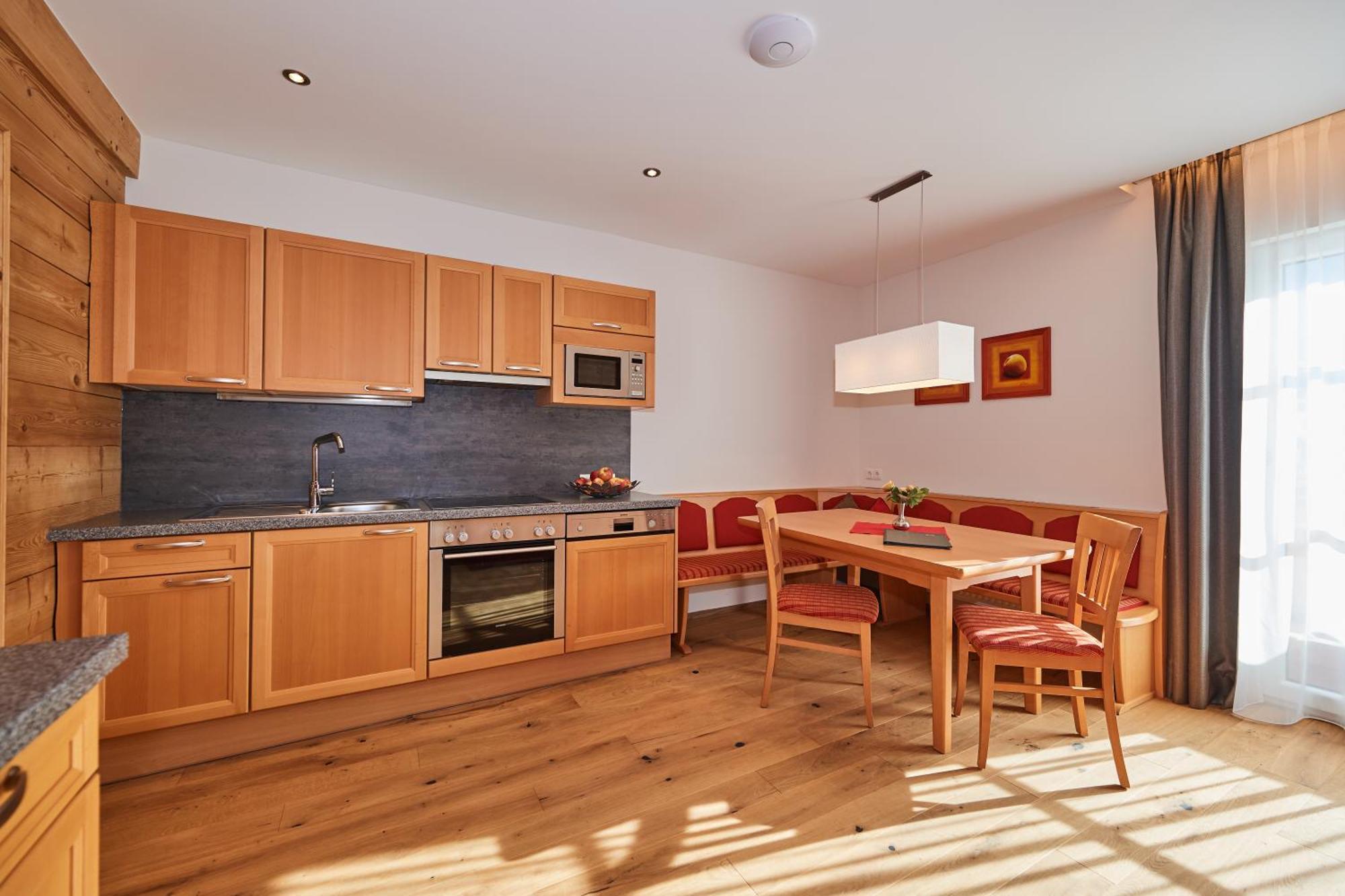 Rainerhof Aparthotel Flachau Bilik gambar