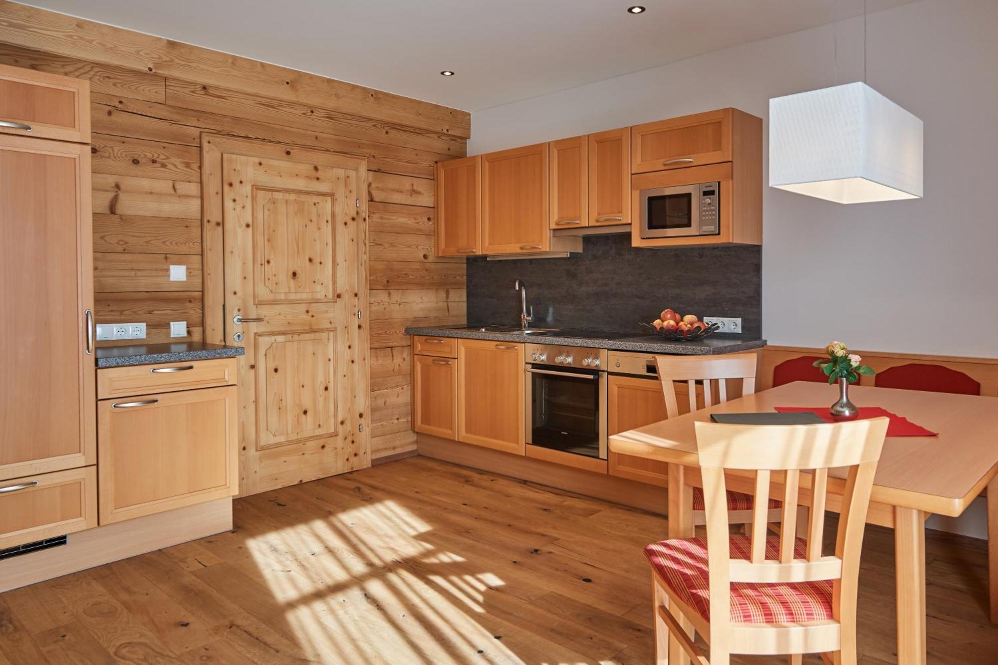 Rainerhof Aparthotel Flachau Bilik gambar